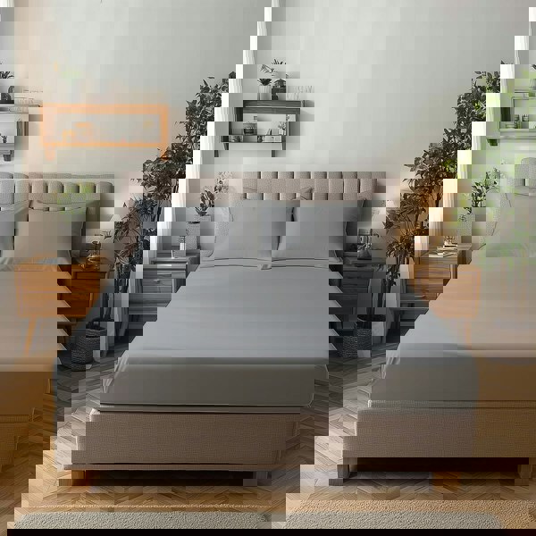 Snug City Microfibre Soft Touch Fitted Sheet 25cm Skirt Plain Dyed Bed Linen