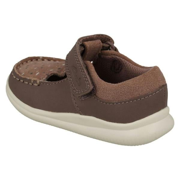 Clarks Girls Clarks Spotty Detailed T-Bar Shoes Crest Moc
