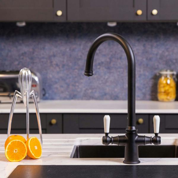 Flode korsa | Traditional Cruciform Style 3 in 1 Instant Boiling Tap | White Ceramic Levers | Matt Black Finish