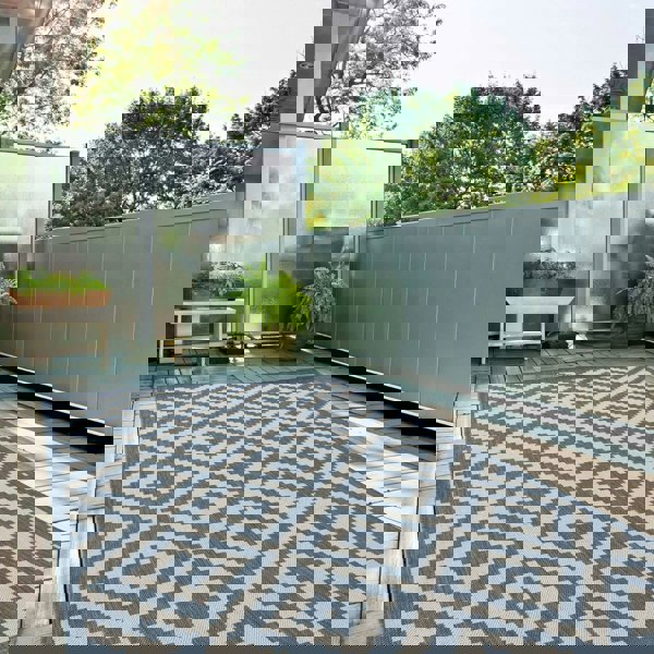 Outdoor Rug Diamond Design Blue and White | The Rugs