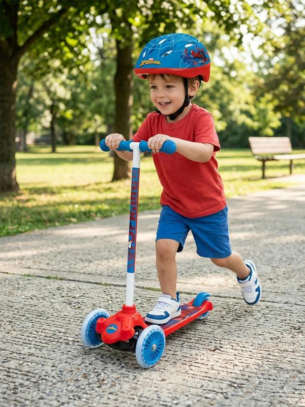 Mondo Marvel Spider-Man 3-Wheel Twist Scooter