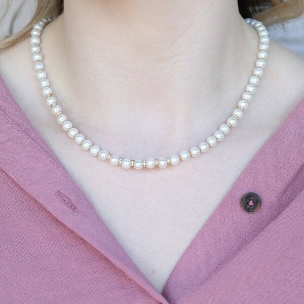 The Colourful Aura White Round Pearl Bridesmaid Statement Necklace and Earring Set