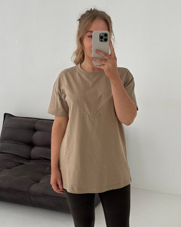 Pretty Mama Black Friday Exclusive Dark Beige - Everyday Oversized breastfeeding Tshirt