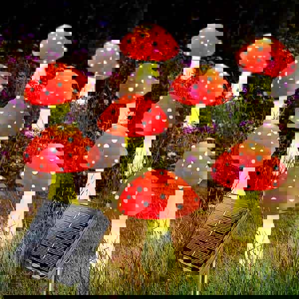 Leaper Outdoor Solar-Powered Glowing Mushroom Lightsroom Lights