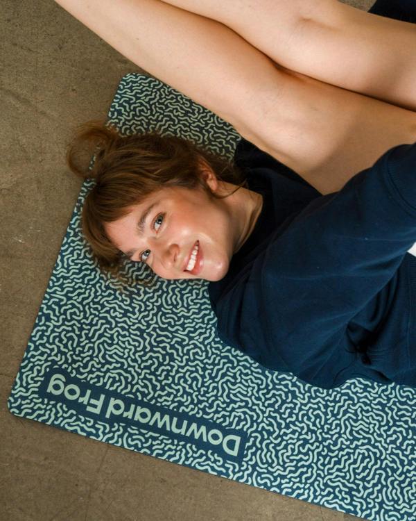 Whirly: Patterned Travel Yoga Mat