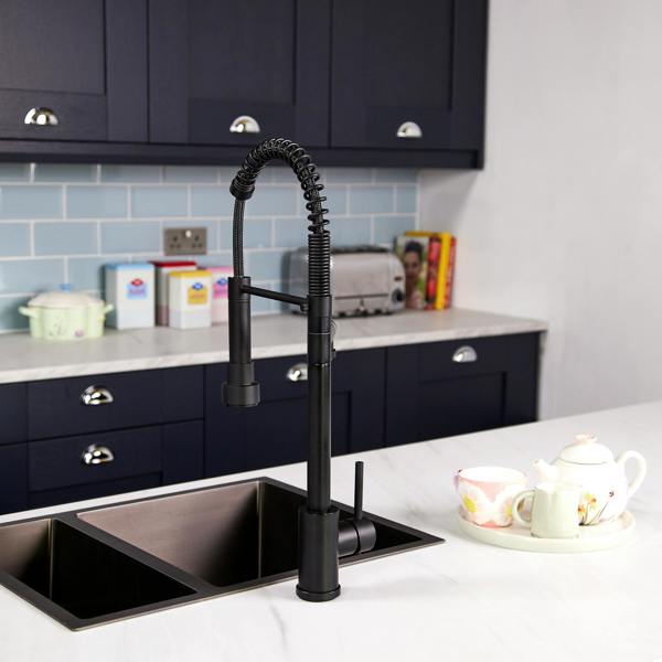 Flode Alta | Single Lever Kitchen Sink Mixer Tap with Swivel Spout | Matt Black Finish