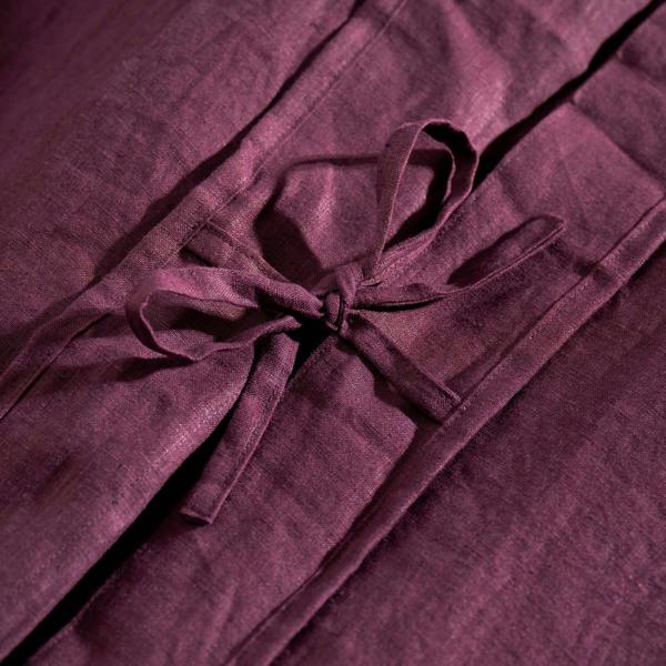 Aubergine French Linen Duvet Cover close-up detail 1 | Soak and Sleep