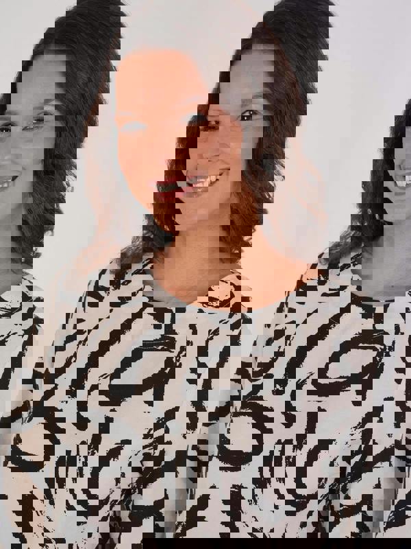 VIZ-A-VIZ Abstract Print Top