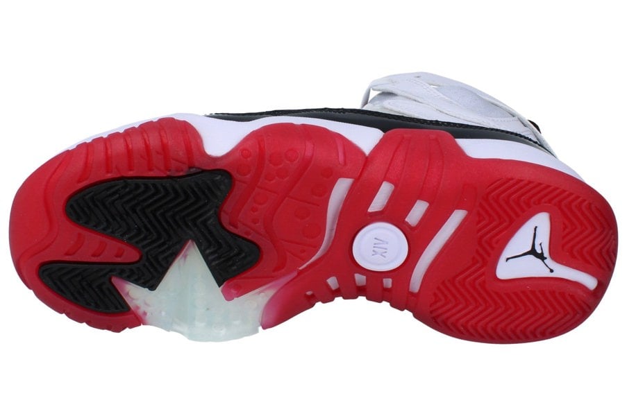 Nike Air Jordan Jumpman Two Trey GS Basketball Trainers Dq8431 106 - White Black Gym Red 106 - Photo 4