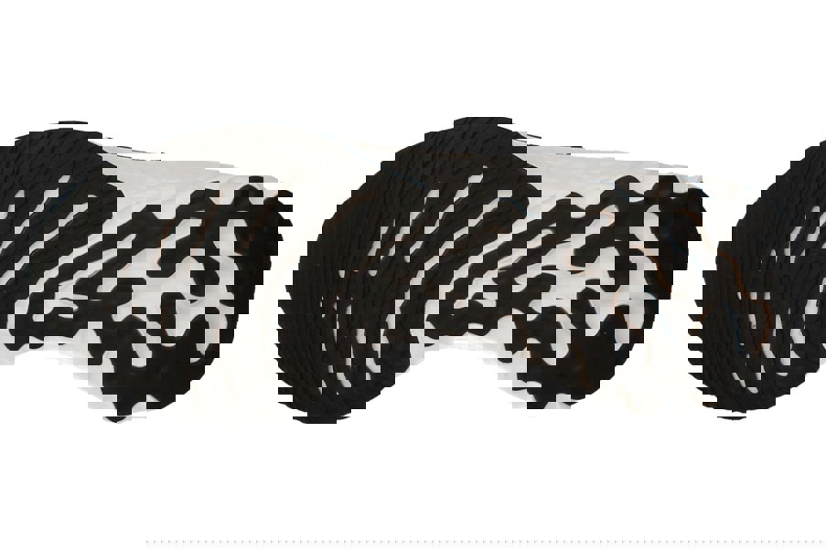 Nike Womens React Infinity Run Flyknit 2 Ct2423  800 - Bright Mango White Black 800 - Photo 4