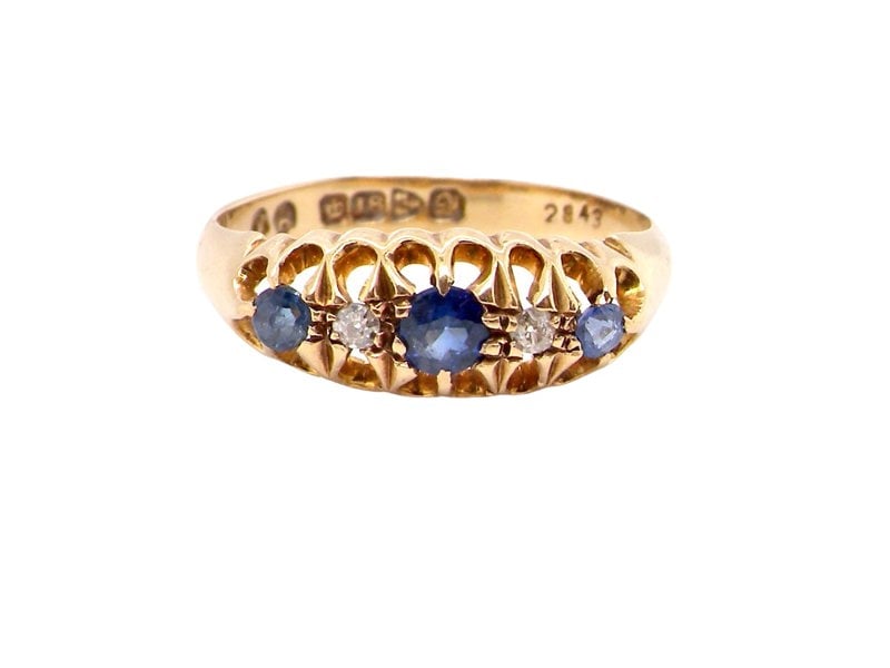 Vintage Tom An antique sapphire and diamond ring