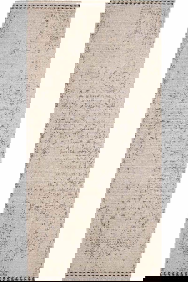 Traditional Medallion Vintage Rug with Cotton Fringe