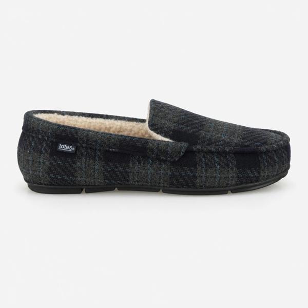 Totes CHECK MOCCASIN WITH CURLY FUR LINING Check Moccasins   in  Navy