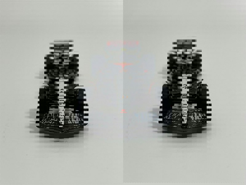 Mini GT Yuki Tsunoda Alpha Tauri AT04 #22 2023 F1 Australian GP 1:64 Mini GT MGT00726L