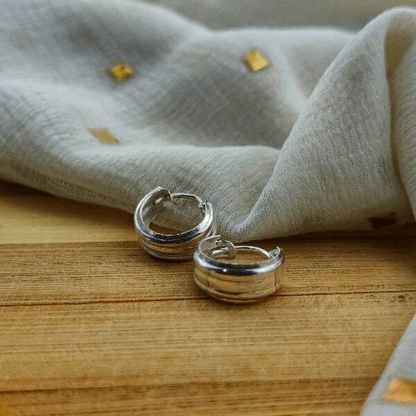 The Colourful Aura Pure Silver Small Stripe Wide Bali Lightweight Dainty Unisex Punk Hoop Earring