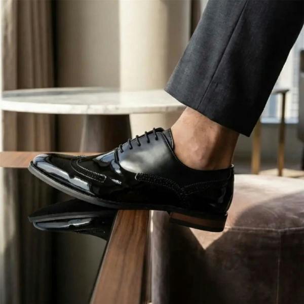 Dolcetto Men's Black Patent PU Leather Wingtip Brogue Oxford Shoes