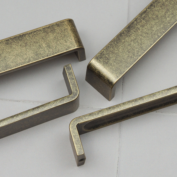 Handle & Home Antique Brass D-Bar Handles