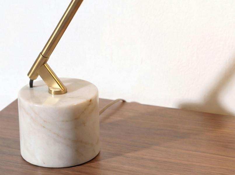 Angel Cerdá Table lamp in white steel and polished gold steel with porcelain marble base 8119