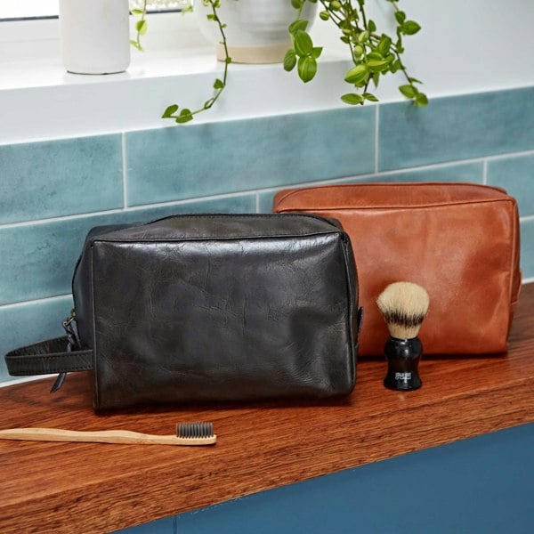 Paper High Leather Wash Bag