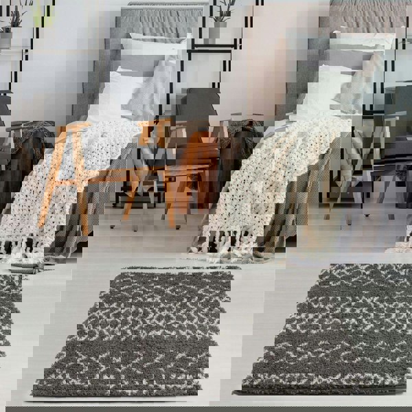 Moroccan dark grey shaggy rug non-shedding, pet-friendly, and easy to clean