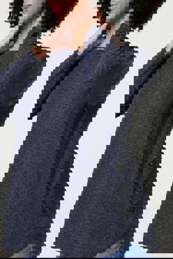 Navy | Relaxed 3/4 Sleeve Button Detail Top
