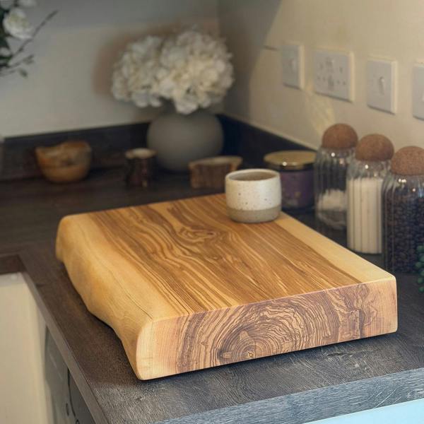 Giraffes & Craftz XL THICK Live Edge Ash Chopping Board - James Martin Style Solid Ash Board