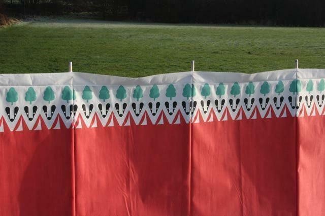 Witley 7 Pole Windbreak Wooden Poles OLPRO