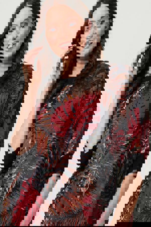 Black | Leaf Print 3/4 Sleeve Relaxed Tunic Top