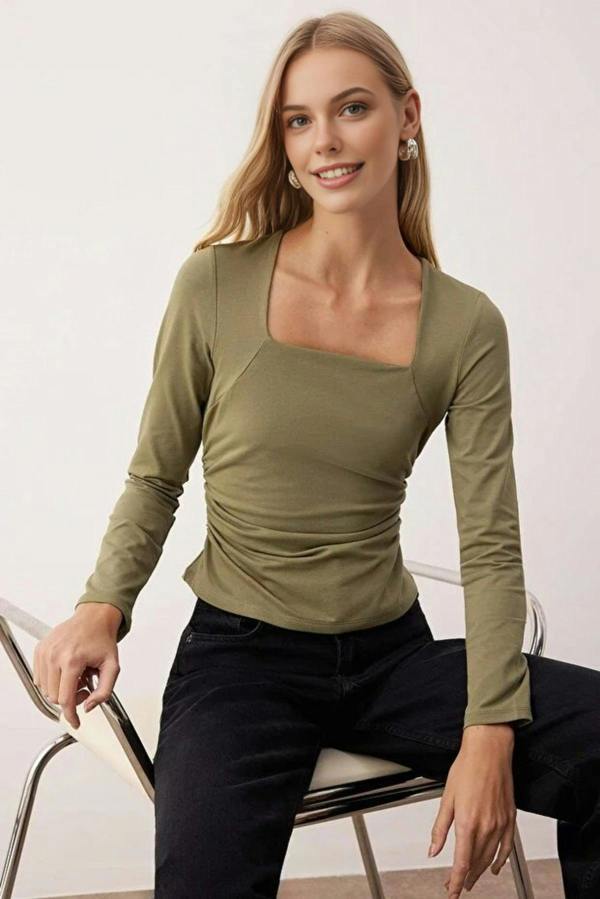 WOVCOR Square Neck Draped Detailed Fitted Knit Blouse