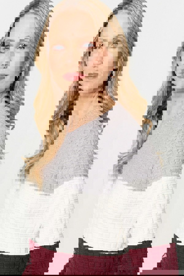 Red | Colour Block Textured Curve Hem Jumper
