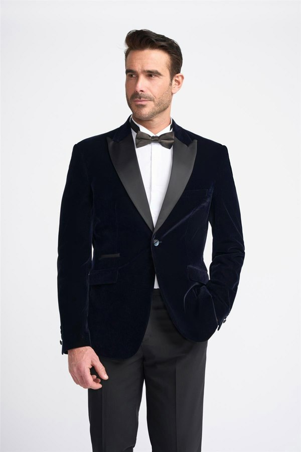 House of Cavani Rosa Velvet Blazer