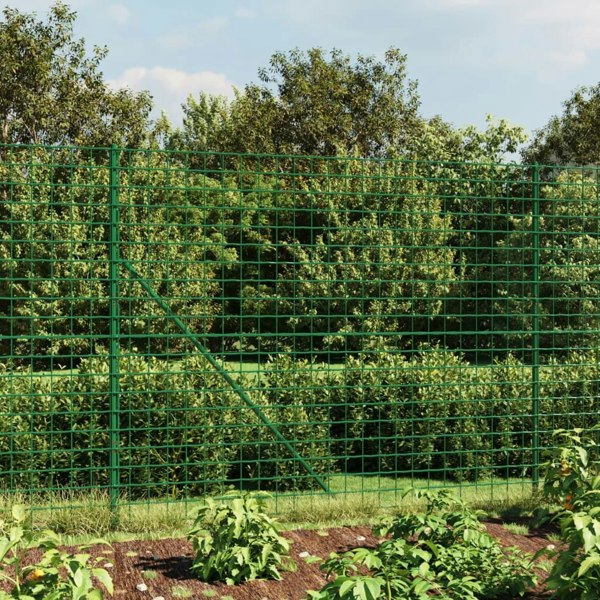 Berkfield Wire Mesh Fence with Spike Anchors Green 1.8x10 m