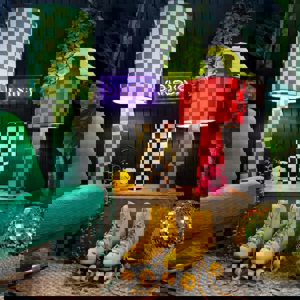 love frankie check mate group shot