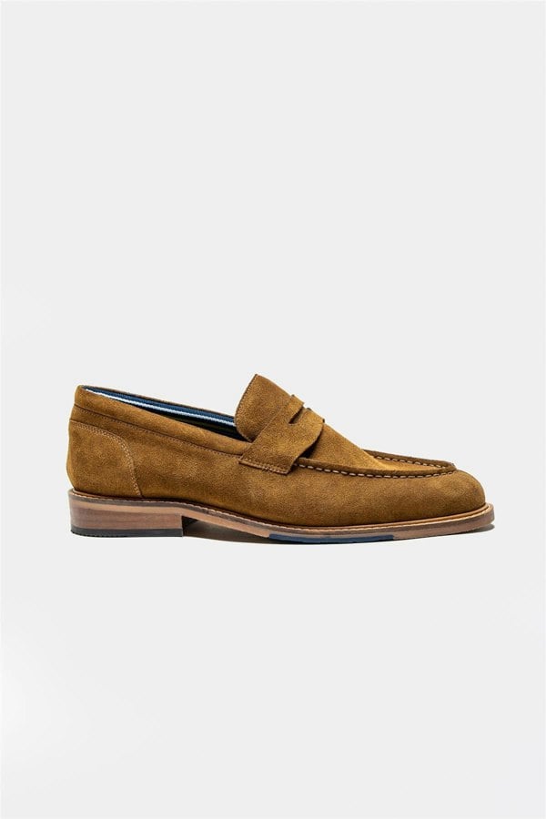 Jordan tan loafer side