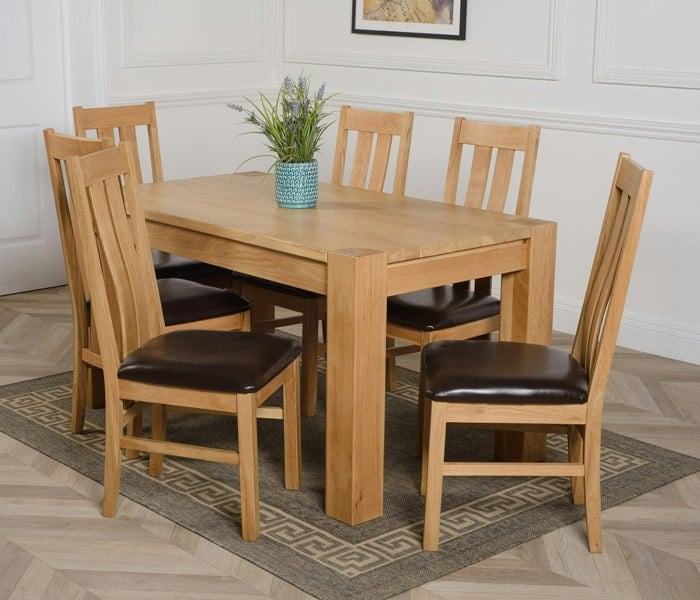 That's Furniture Kuba Medium Oak Dining Table with Princeton Oak Chairs