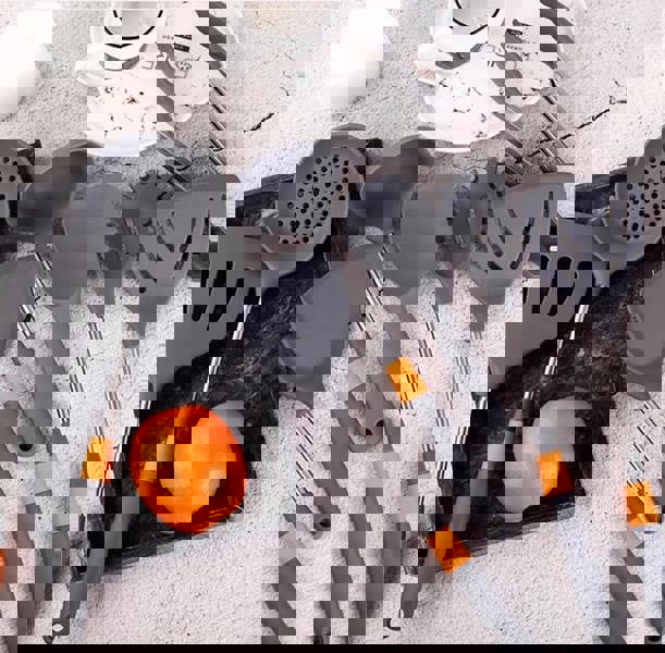 Anygleam 7-Piece Cooking Utensil Set (Grey) – Heat-resistant tools with rice spatula and storage, safe and ideal for nonstick cookware use.