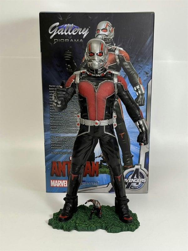 MCSlots Ant-Man 9 Inch Gallery Diorama Diamond Select APR162613