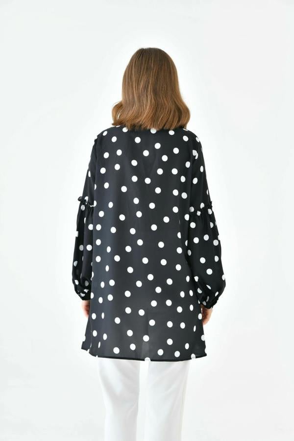 Hoxton Gal Oversized Balloon Sleeves Shirt Tunic with Polka Dot Print in Black and White
