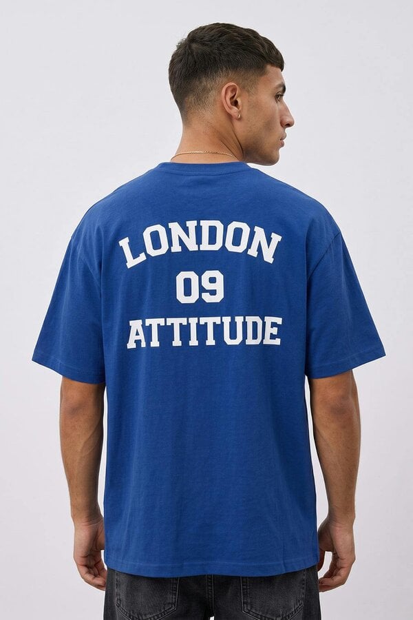 London Attitude Oversized Heavyweight T-Shirt with Varsity Back Print in White - Deep Royal Blue