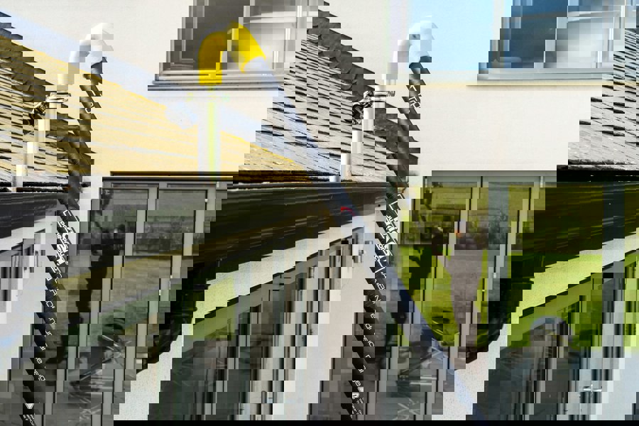 CARBON Fibre Endurance Range Push-fit Gutter Vacuum Pole Kit (51mm Diameter) 20ft-40ft Kits