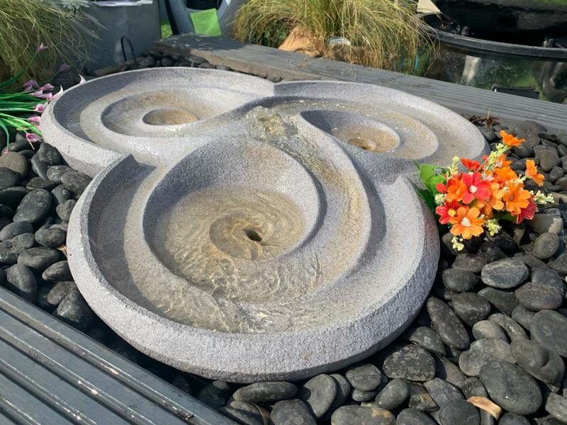 Tranquillity Water Features Dropa Stone Contemporary Solar Water Feature