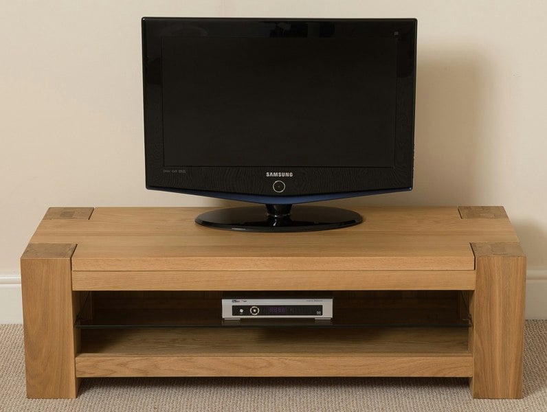 That's Furniture Kuba Solid Oak Small Widescreen TV Unit with Storage