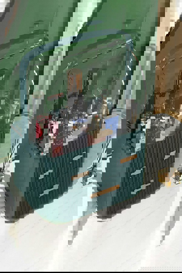 Living and Home Dustproof  Lagre Cosmetics Organizer With 3 Drawers