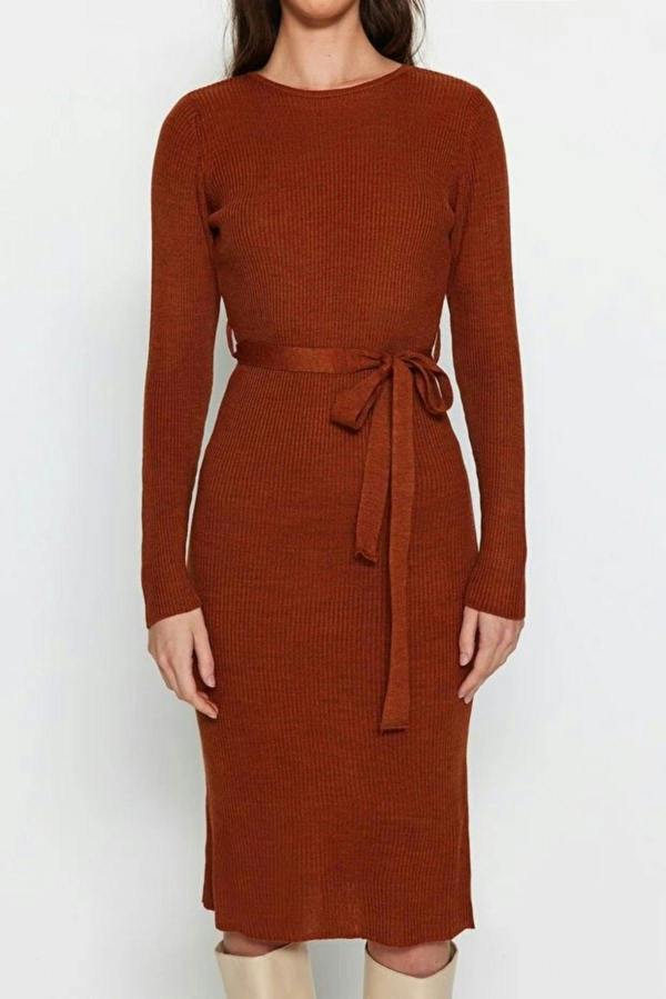 WOVCOR Midi Knit Belt Detail Dress