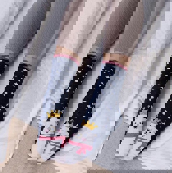 Totes Isotoner NOVELTY ANKLE Womens Socks Polar Bear: One Size