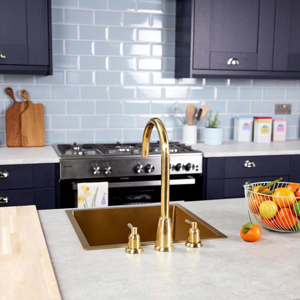 Flode Narvik | Dual Lever 3 Hole Kitchen Tap | Polished Brass Finish