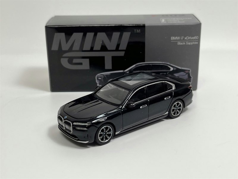 Mini GT BMW i7 xDrive60 Black Sapphire LHD 1:64 Scale MGT00802L