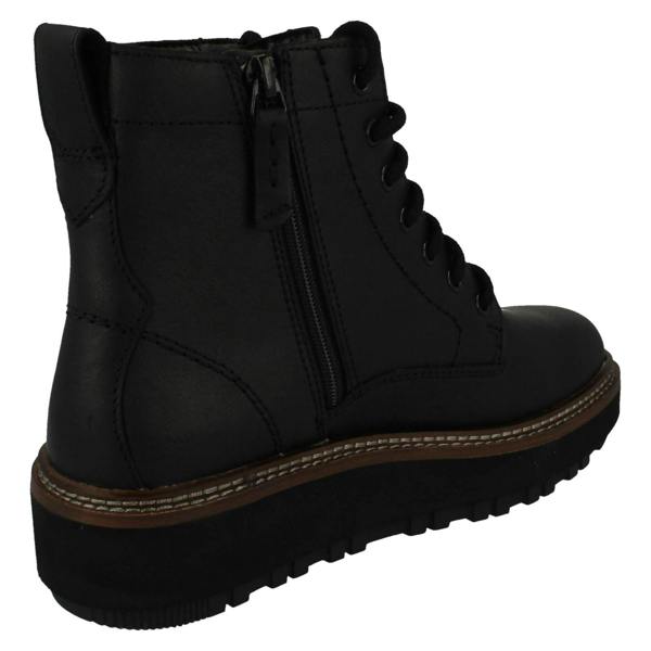 Clarks Ladies Clarks Casual Platform Soled Ankle Boots OriannaW Lace