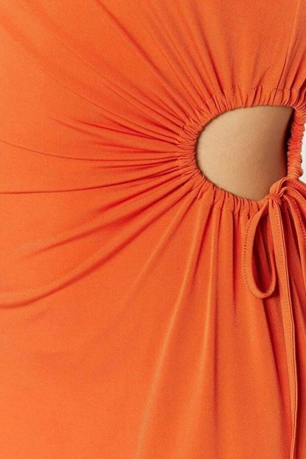 WOVCOR Fitted Waist-Cut Knitted Dress