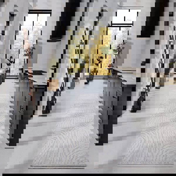 High Pile White Rug Chappe – Soft Geometric